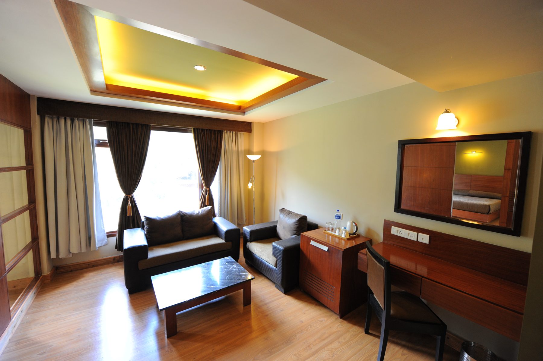 Suite living room
